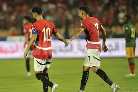  كاف: صلاح ومرموش يقربان مصر من التأهل إلى كأس العالم 2026